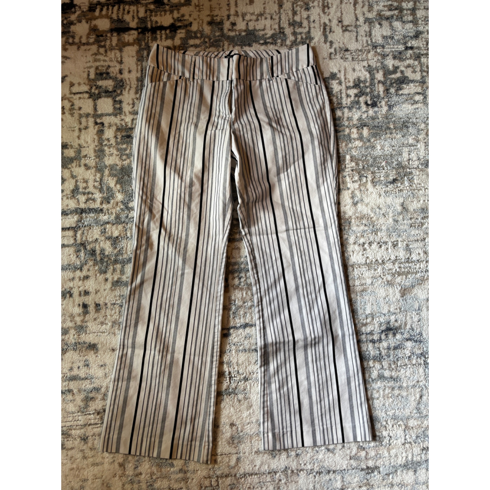 7th Avenue Suiting Collection White/Black Pinstripes - Size 10